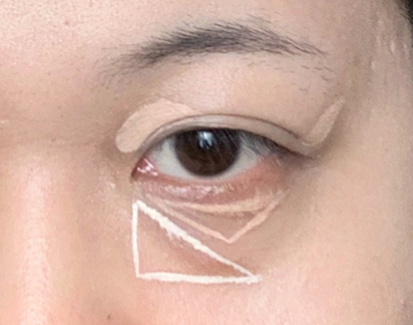 重度黑眼圈遮瑕方法，廣西化妝美妝培訓(xùn)教學(xué)