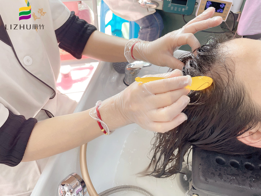 南寧學頭療多少錢？南寧頭療培訓班哪家好？