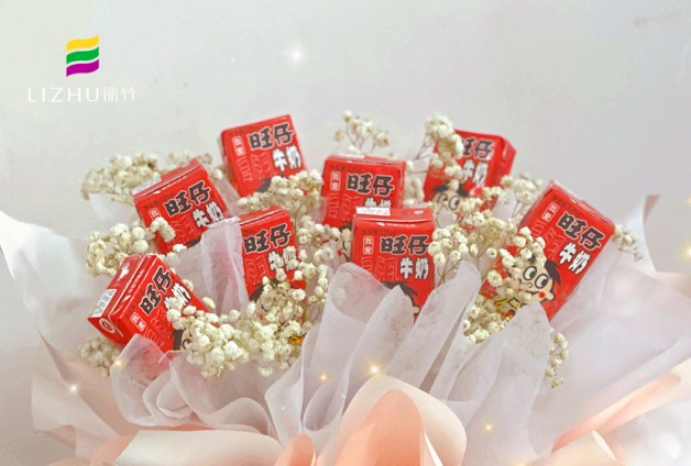 網(wǎng)紅大零食花束，南寧婚慶花藝培訓學校作品