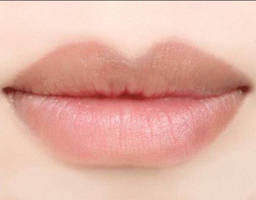 紋唇如何操作（上），廣西正規(guī)紋唇培訓(xùn)分享步驟