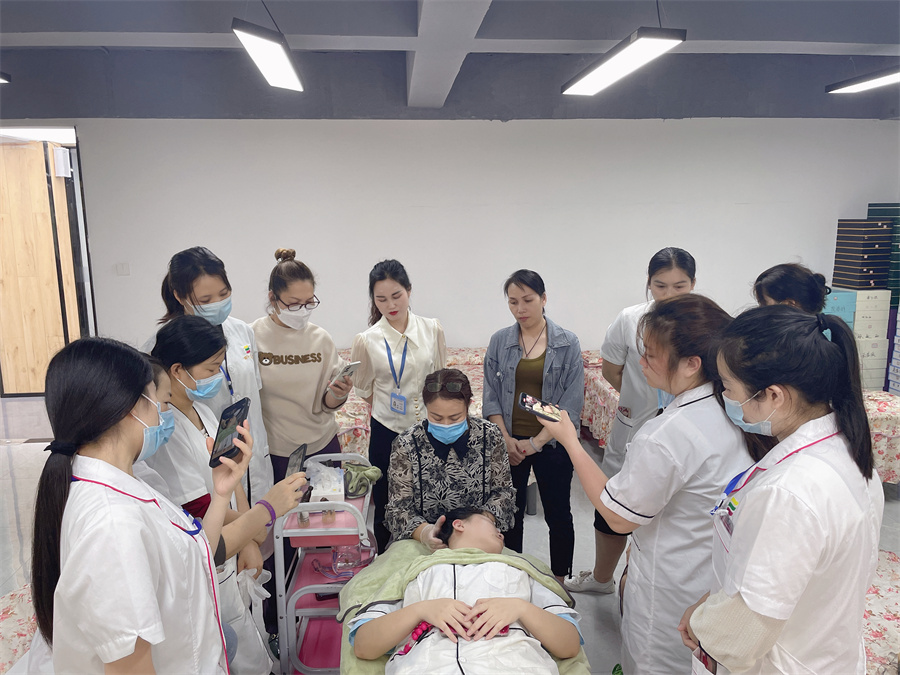 春季頭療的好處！南寧養(yǎng)生頭療美容學校分享