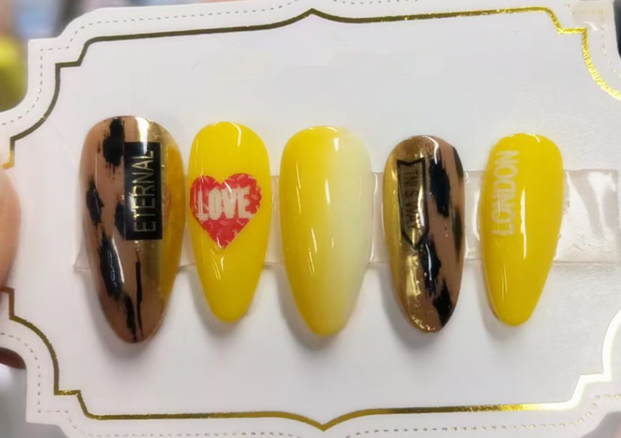 珍珠美甲+彩繪暈染美甲+豹紋美甲 | 南寧美甲學(xué)校實(shí)訓(xùn)學(xué)員作品