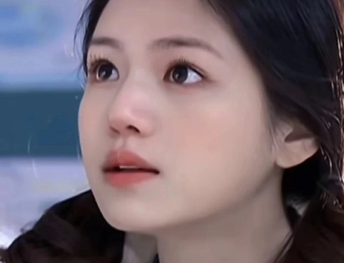 消腫減齡眼妝，廣西化妝基礎(chǔ)班教程