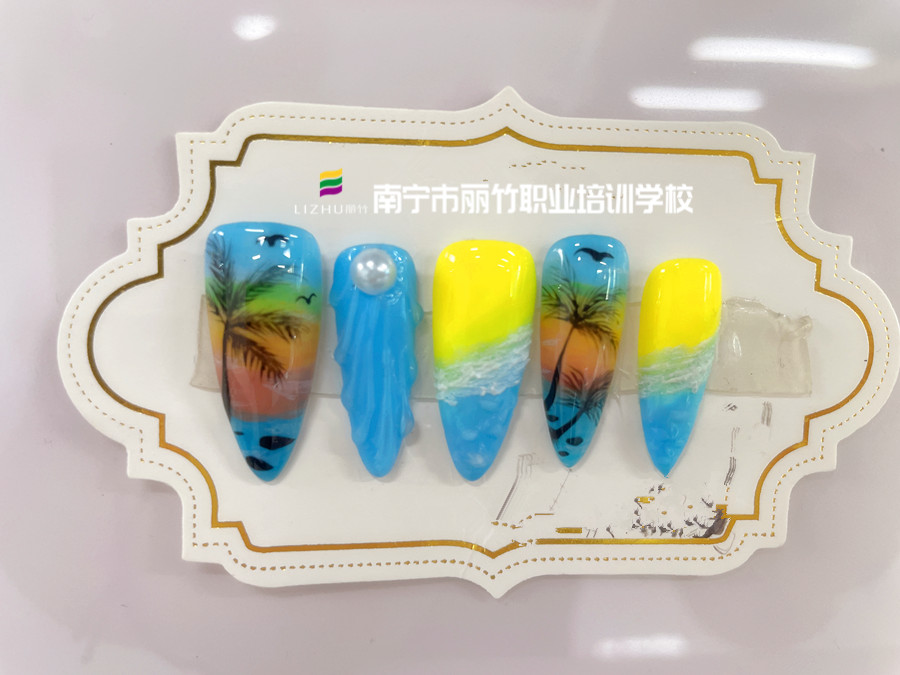 海洋風(fēng)美甲，南寧美甲學(xué)校畢業(yè)班作品