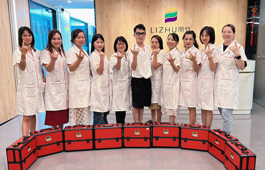 紋繡畢業(yè)感言：麗竹紋繡全能大師班，加油！