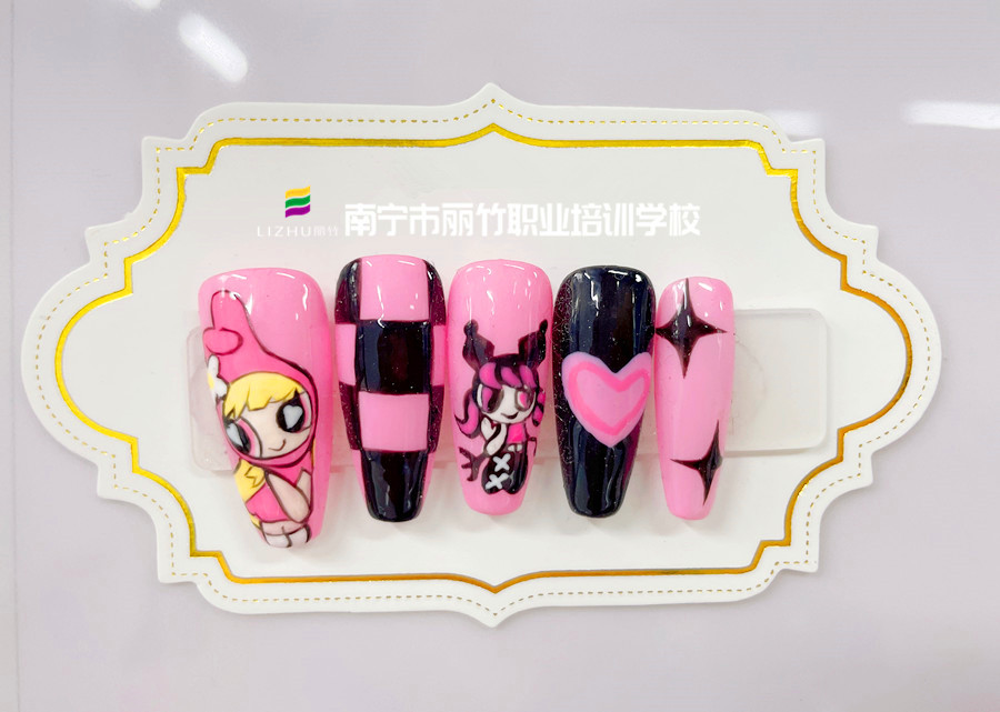 廣西美甲教學(xué)課件---美甲掉漆怎么辦？