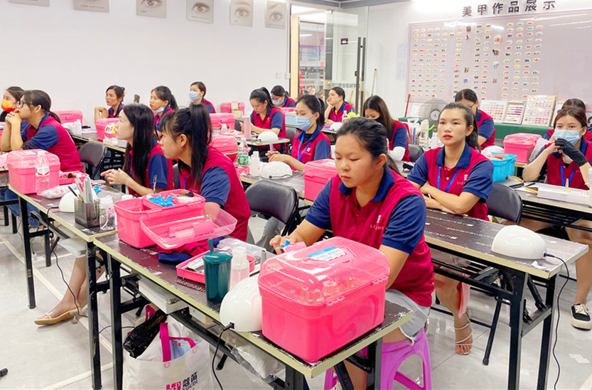 初中畢業(yè)學什么好？高中考不上大學怎么辦？