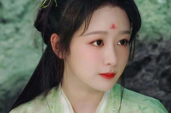 小夭《長相思》妝容教程，南寧化妝培訓(xùn)明星仿妝