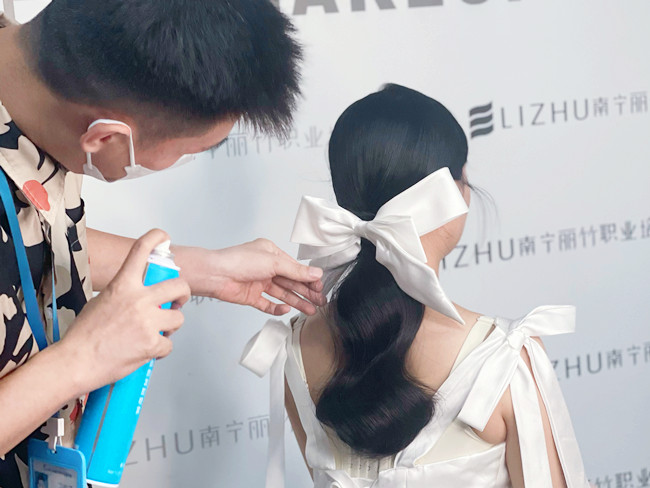 簡約韓式新娘手法要點概述，廣西化妝學(xué)校教學(xué)筆記