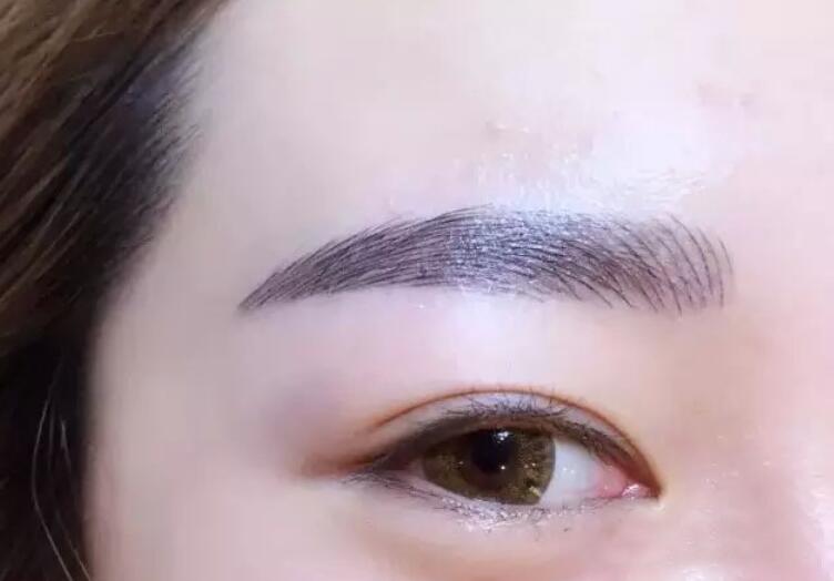 紋眉脫痂后沒(méi)顏色的原因，廣西紋繡師專業(yè)課程