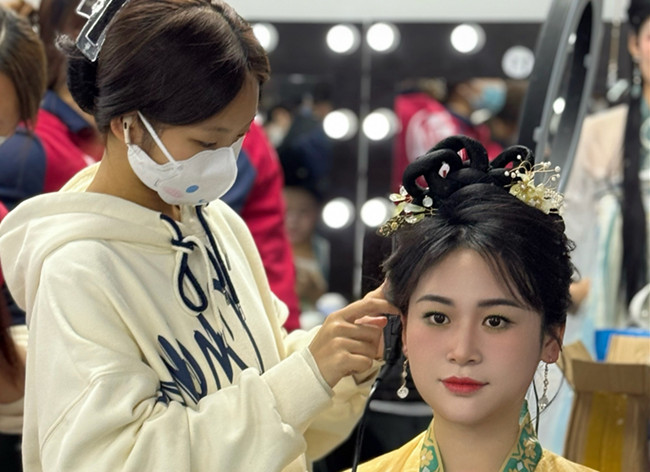 漢服造型設(shè)計，南寧培訓(xùn)漢服造型師作品