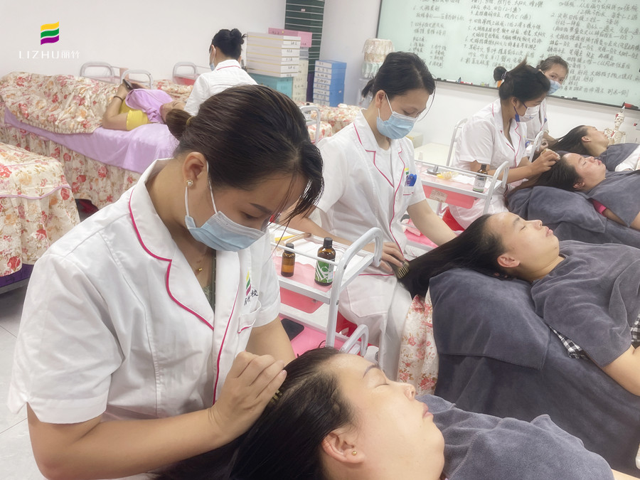 適合梳頭的時間？南寧頭療養(yǎng)生學(xué)習(xí)