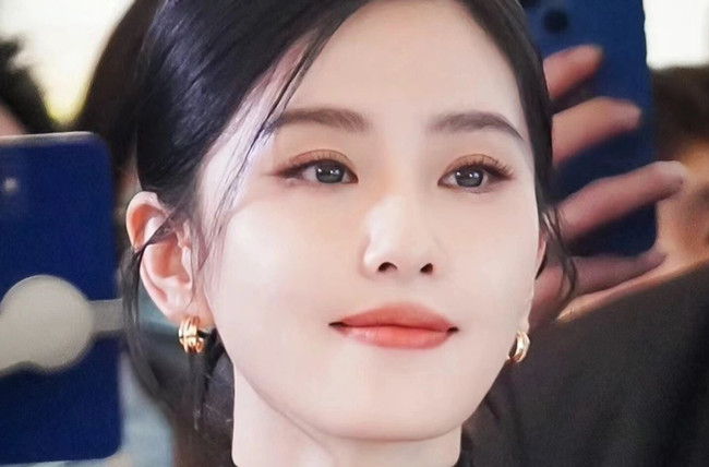 劉詩詩黑天鵝日常淡妝，廣西化妝彩妝專業(yè)分享