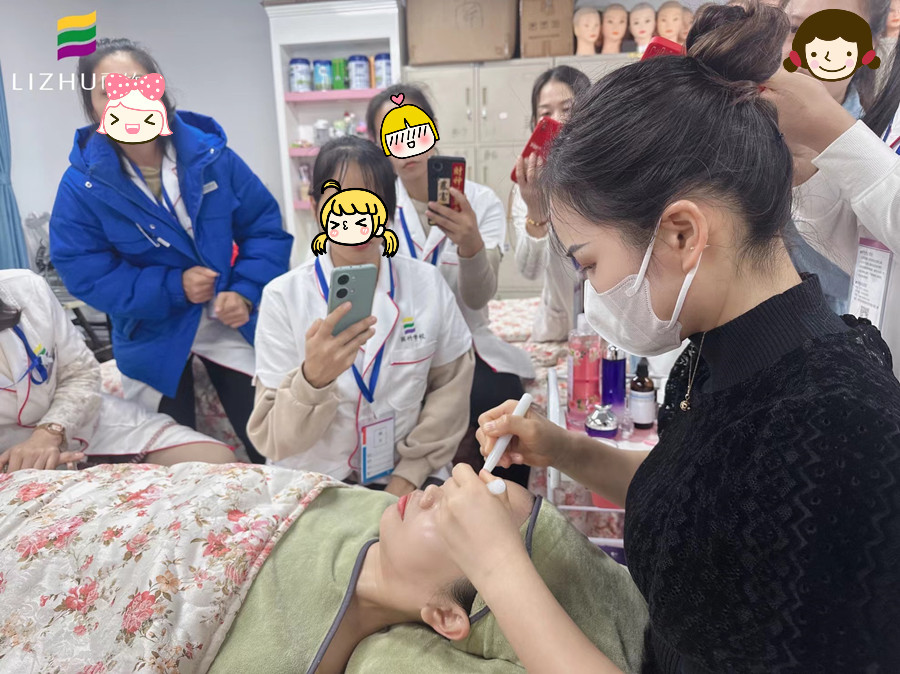 撥筋棒的使用方法，南寧美容基礎(chǔ)培訓(xùn)