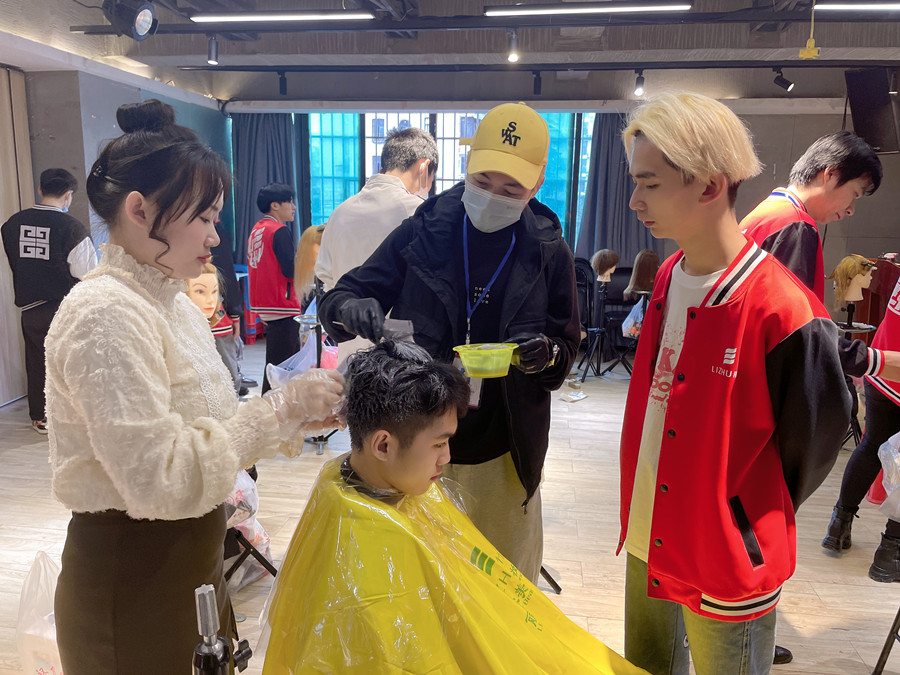 染發(fā)實用技巧，南寧燙染學校作品