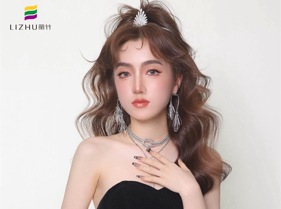 千金晚宴造型，南寧化妝彩妝造型學(xué)校作品