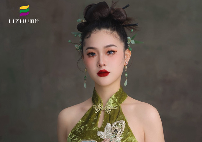 新中式造型，廣西學(xué)化妝形象（麗竹化妝培訓(xùn)）作品