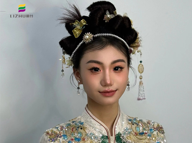  新中式秀禾造型，廣西新娘妝容造型培訓(xùn)