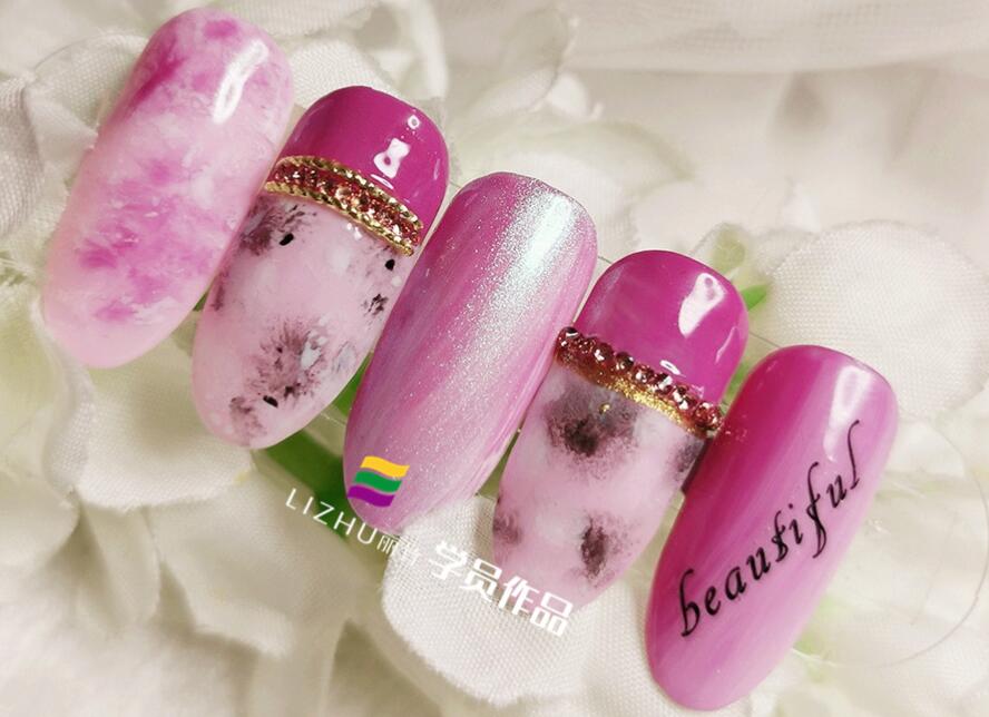 美甲暈染糊成團的原因，南寧美甲培訓課程講解