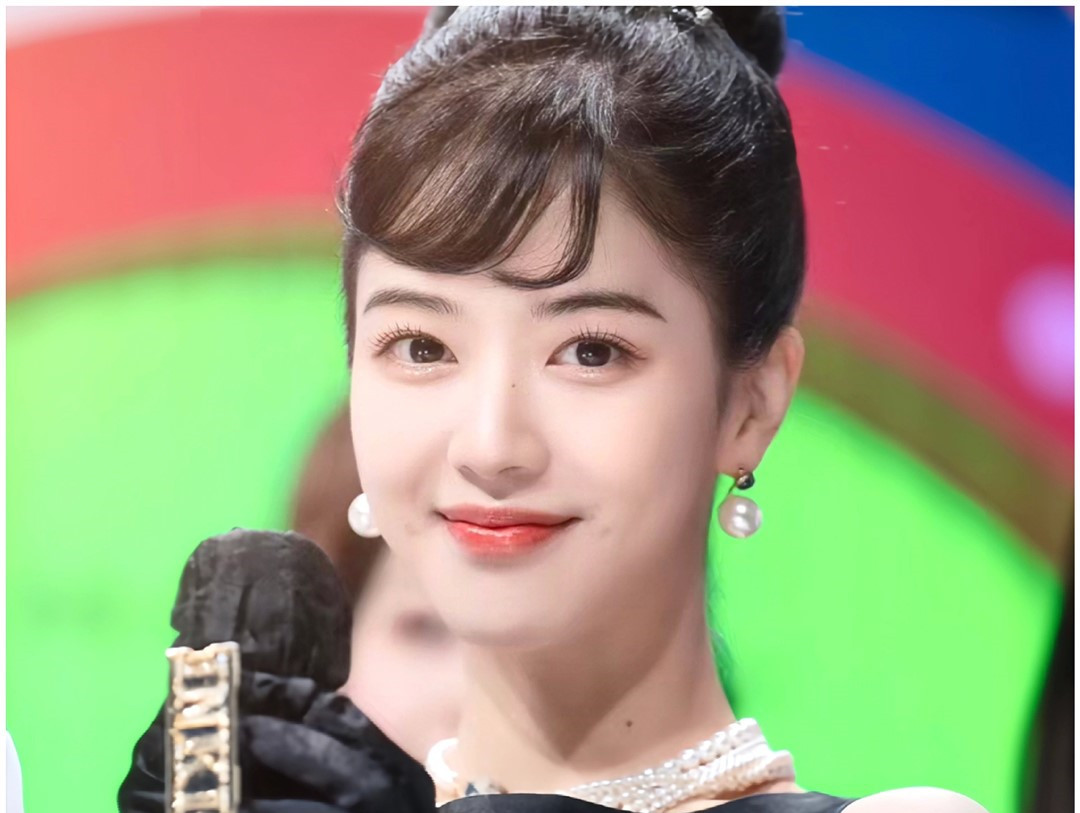 千金貴氣感妝容，南寧彩妝師專業(yè)培訓教程