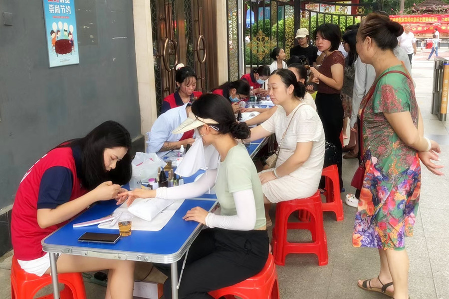 南寧美甲培訓(xùn)社會報告，告訴你南寧學(xué)美甲哪里有實力？