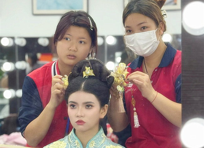 秀禾妝容，用實(shí)力展現(xiàn)廣西彩妝學(xué)校哪家有實(shí)力？