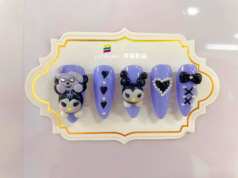 雕花+彩繪美甲，廣西美甲進(jìn)階培訓(xùn)