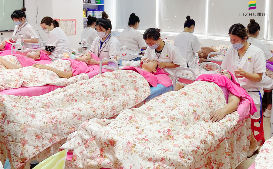 假期還債式護膚，南寧美容護膚培訓(xùn)教學(xué)