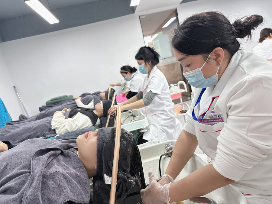 廣西頭療專業(yè)技術(shù)培訓(xùn)實操花絮