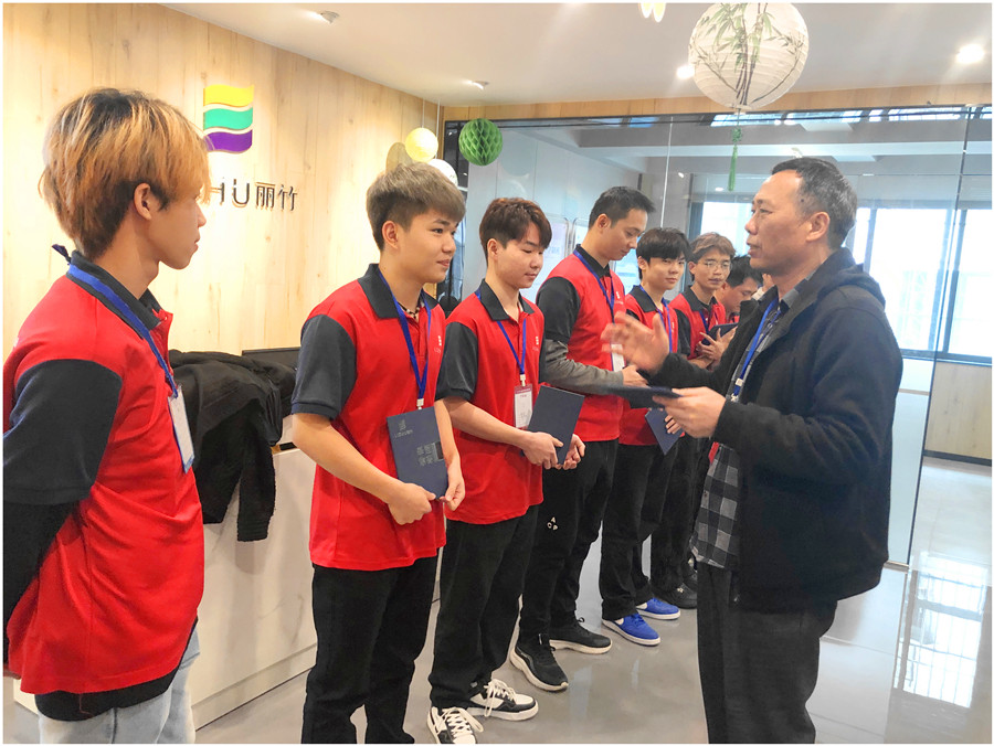 祝賀通關(guān)成功！南寧學(xué)美發(fā)心得 