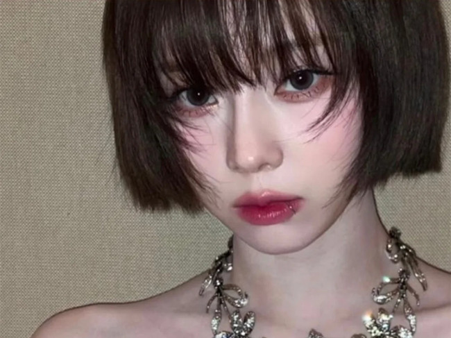 金玟庭眼妝教程，從零開始學(xué)化妝南寧