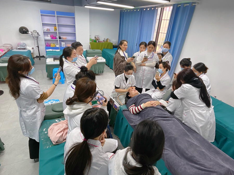 不同時(shí)間進(jìn)行頭療的好處，南寧頭療專業(yè)講解