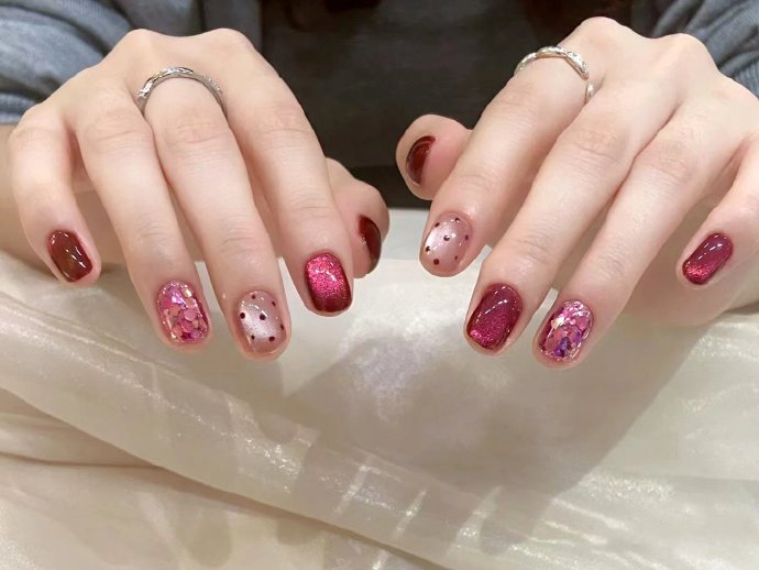 適合春天的紅色美甲，廣西美甲造型培訓收集