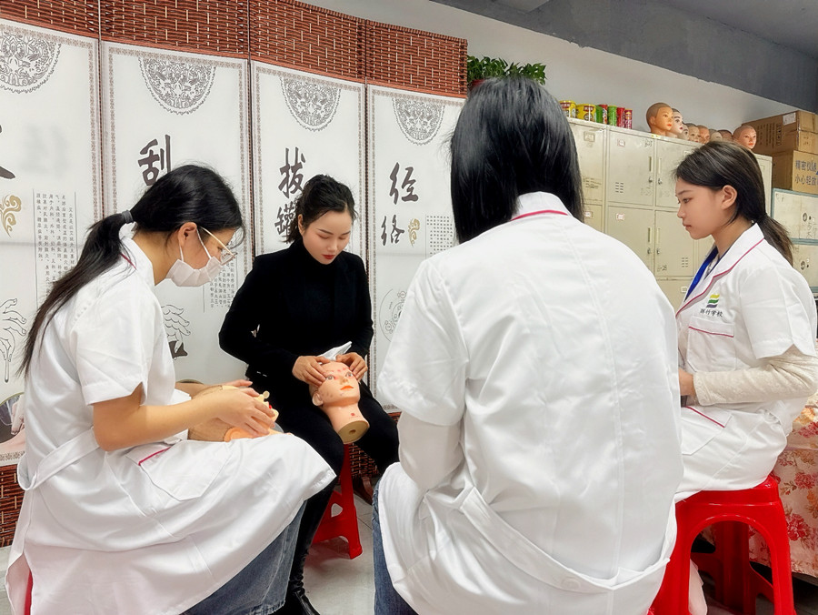 美容新手要掌握哪些知識？南寧美容面部護膚培訓