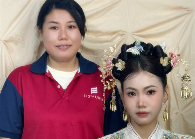 新中式秀禾，南寧化妝學(xué)校十大品牌