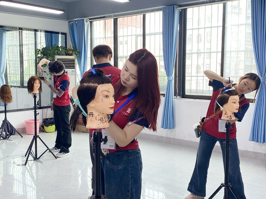 三角形堆積重量，南寧美發(fā)學(xué)校課程