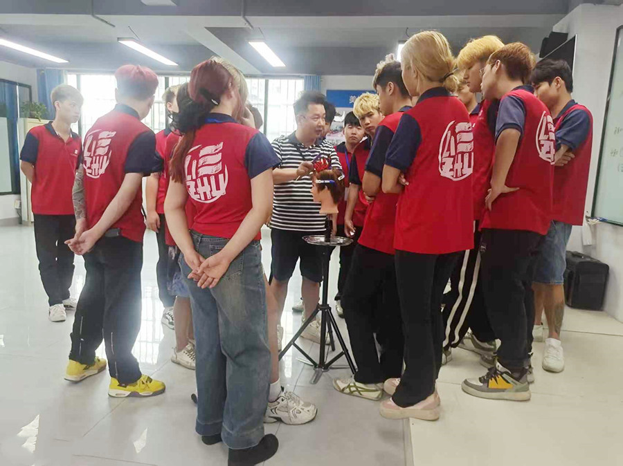 0基礎(chǔ)學快剪 | 美發(fā)快剪教學