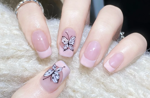 法式蝴蝶美甲，南寧美甲進(jìn)修學(xué)校分享教程