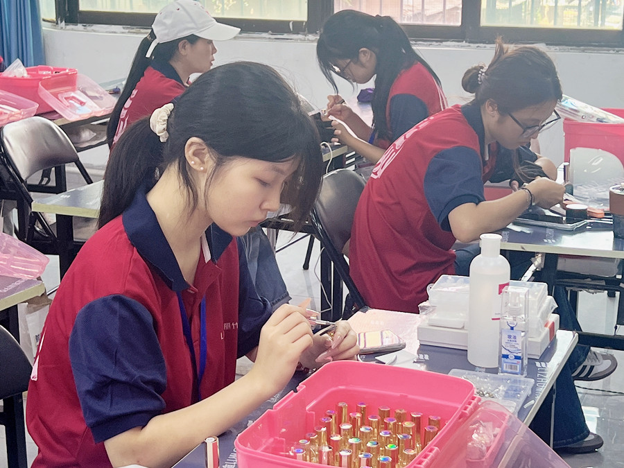 單色美甲練習(xí)，南寧美甲課堂隨拍