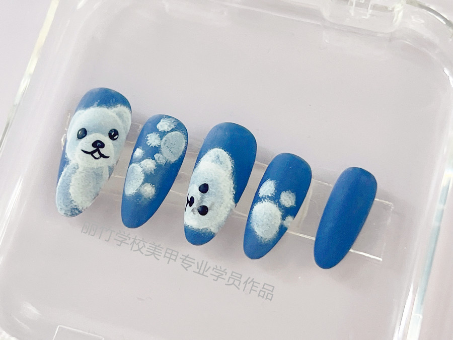 輕松熊美甲，南寧美甲訓(xùn)練課堂作品
